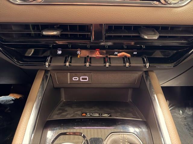 2024 GMC Canyon Denali