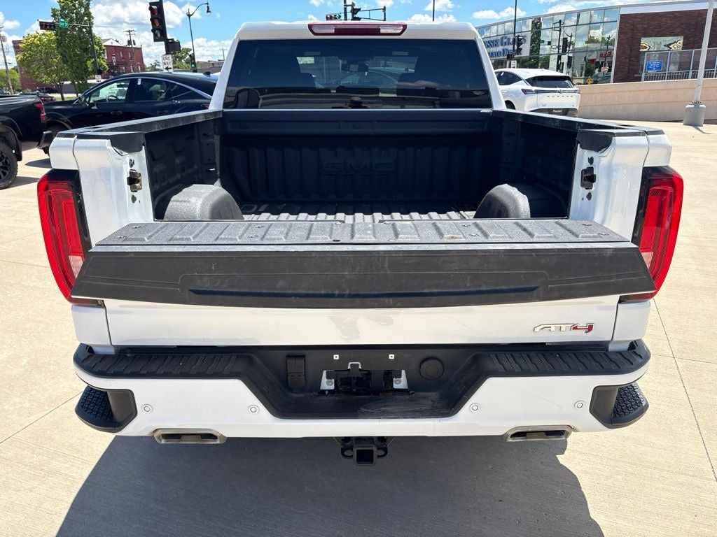 2025 GMC Sierra 1500 4WD Crew Cab Short Box AT4