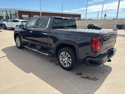 2022 GMC Sierra 1500 4WD Crew Cab Short Box Denali