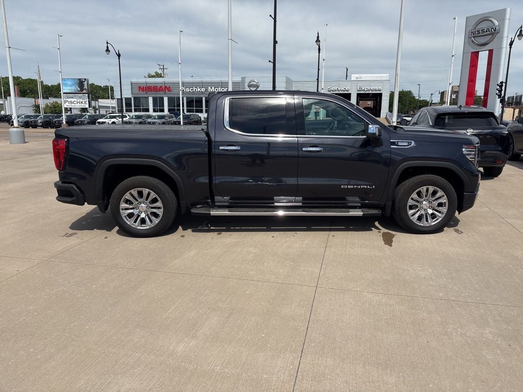 2022 GMC Sierra 1500 4WD Crew Cab Short Box Denali