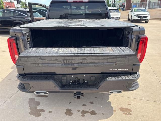 2022 GMC Sierra 1500 4WD Crew Cab Short Box Denali