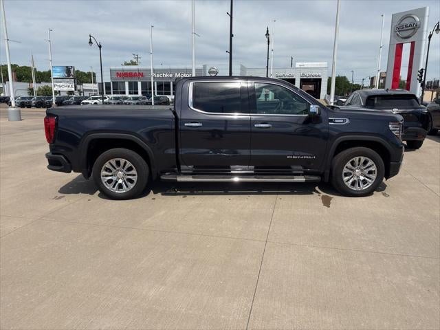 2022 GMC Sierra 1500 4WD Crew Cab Short Box Denali