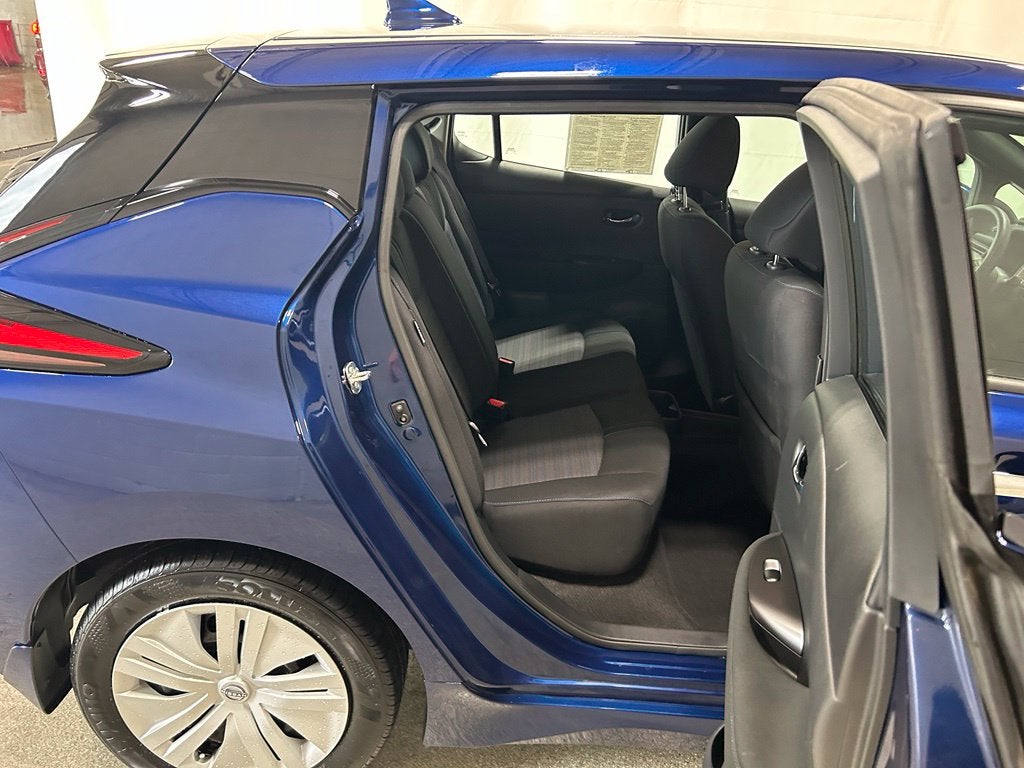 2025 Nissan LEAF S