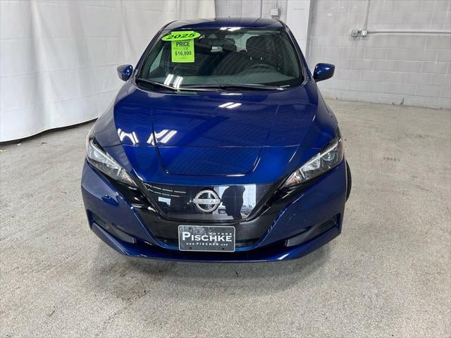2025 Nissan LEAF S