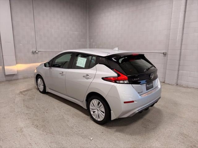2025 Nissan LEAF S