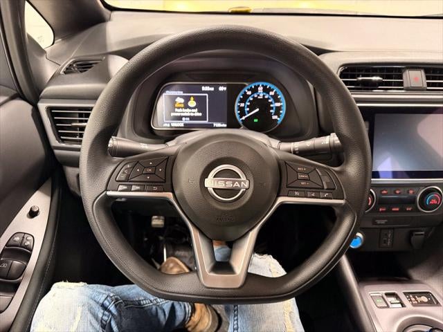 2025 Nissan LEAF S