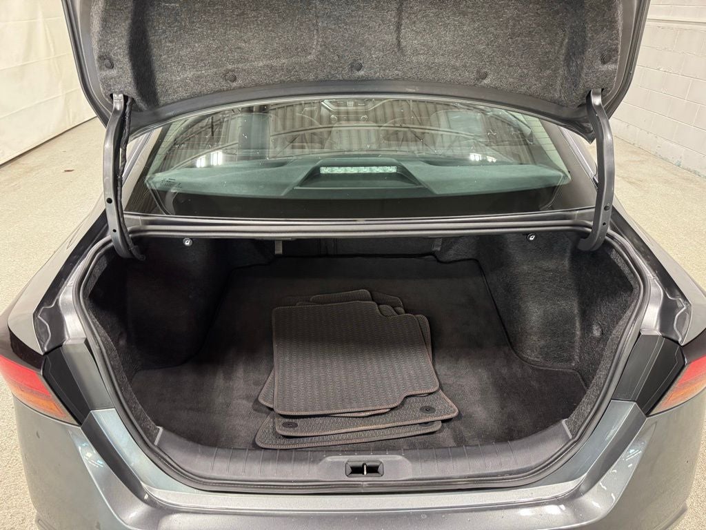 2025 Nissan Altima SR FWD