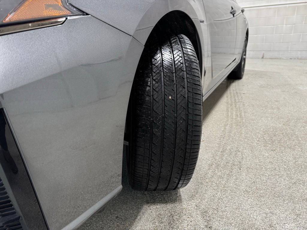 2025 Nissan Altima SR FWD