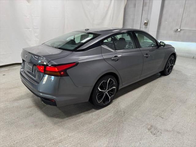 2025 Nissan Altima SR FWD