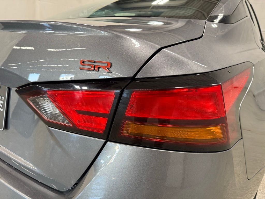 2025 Nissan Altima SR FWD