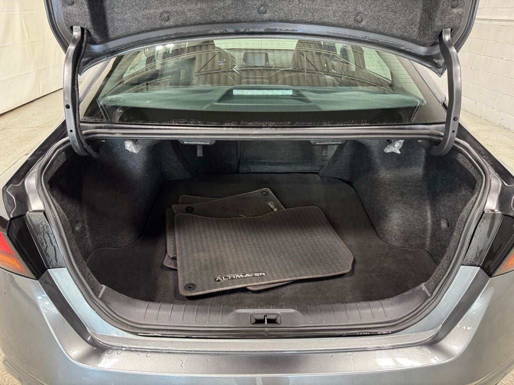 2025 Nissan Altima SR FWD