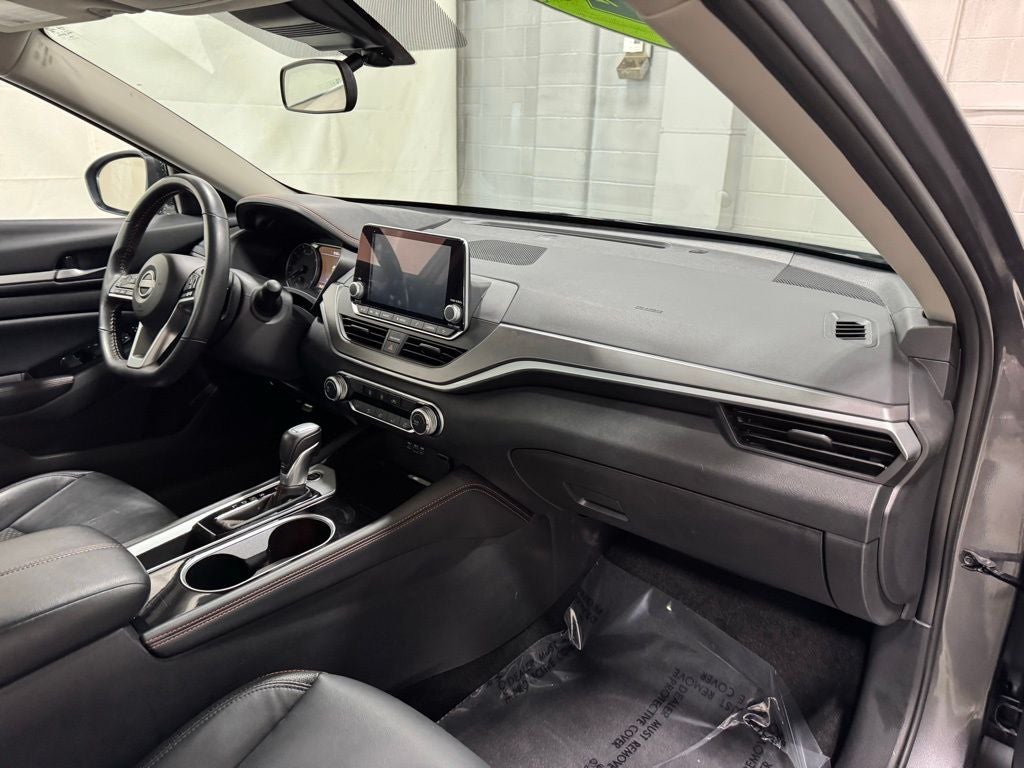 2025 Nissan Altima SR FWD