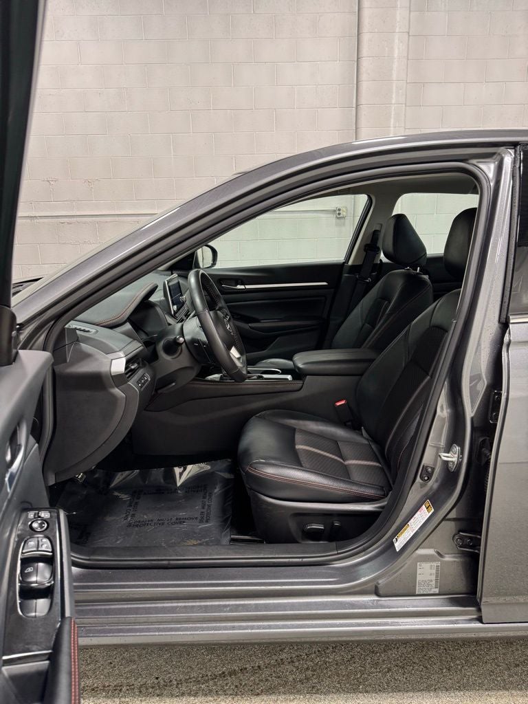 2025 Nissan Altima SR FWD