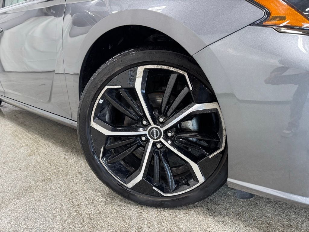 2025 Nissan Altima SR FWD