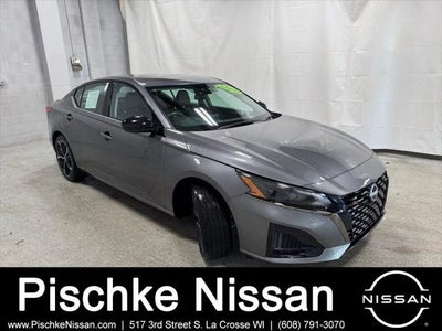 2025 Nissan Altima SR FWD