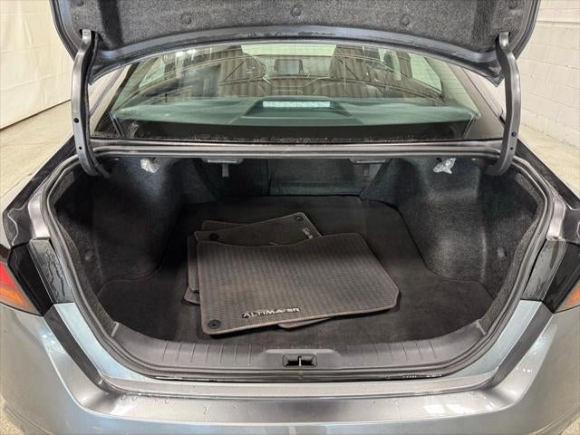 2025 Nissan Altima SR FWD