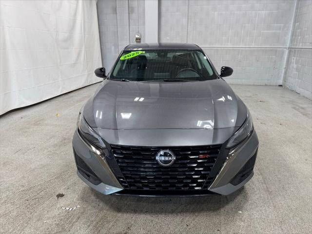 2025 Nissan Altima SR FWD