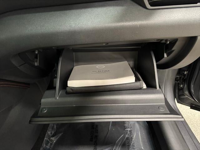 2025 Nissan Altima SR FWD