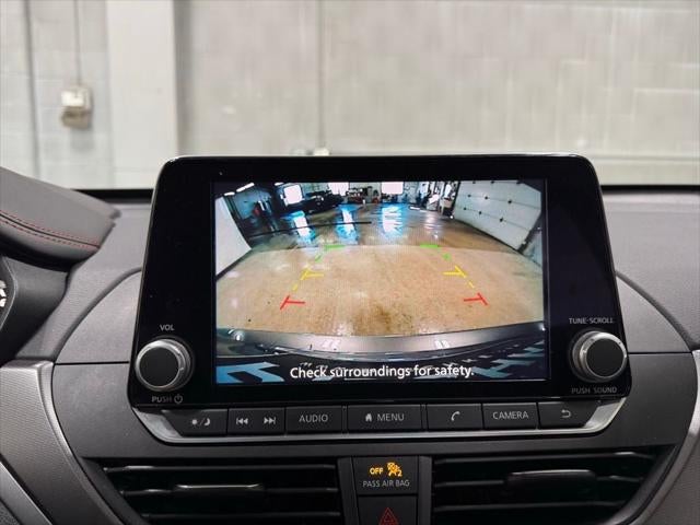 2025 Nissan Altima SR FWD