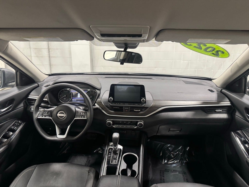 2023 Nissan Altima SV FWD