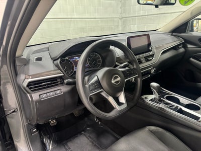 2023 Nissan Altima SV FWD