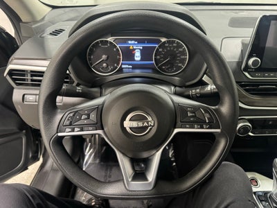 2023 Nissan Altima SV FWD