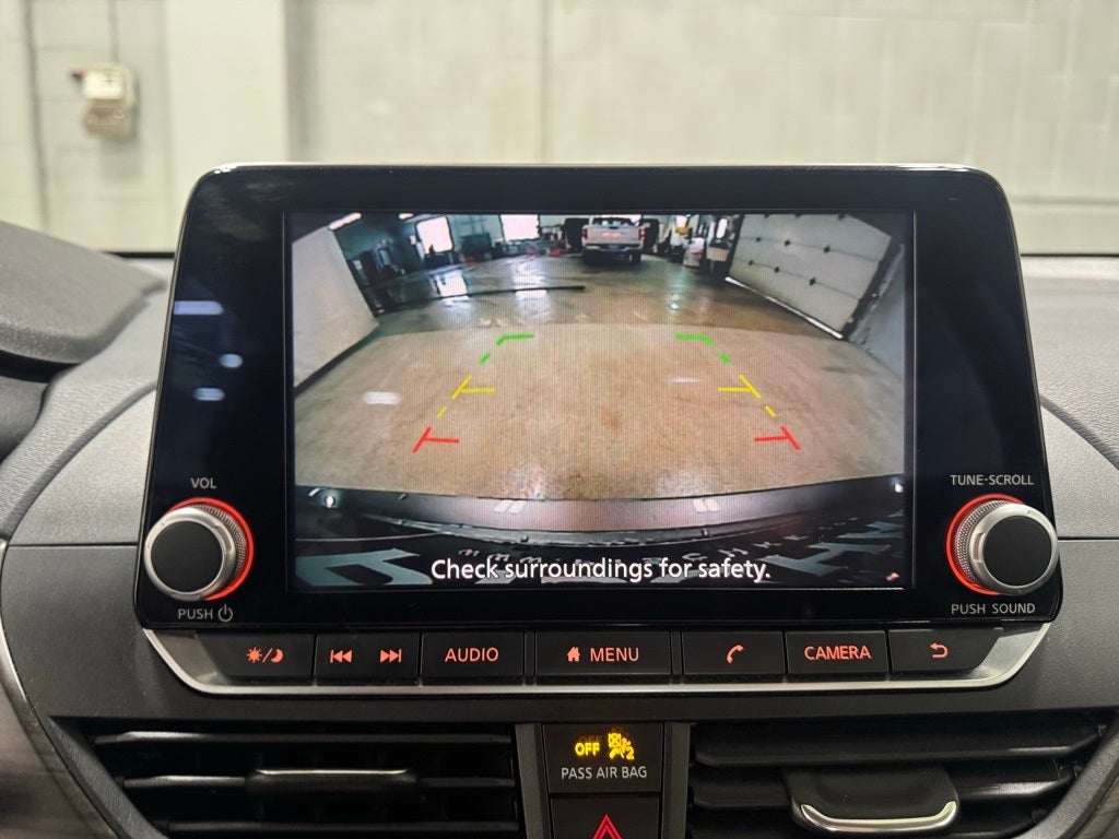 2023 Nissan Altima SV FWD