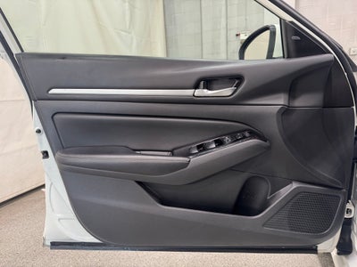 2023 Nissan Altima SV FWD