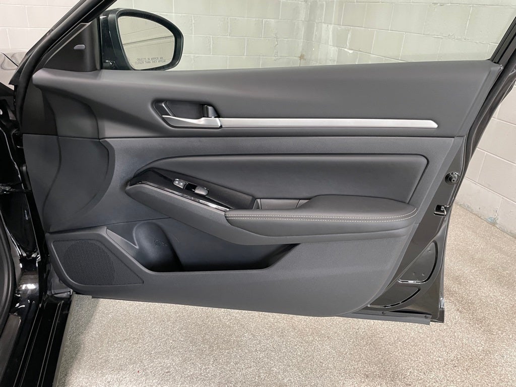 2025 Nissan Altima 2.5 SL