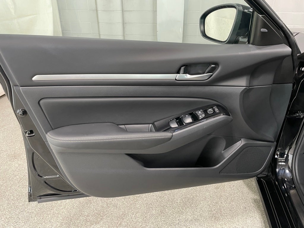 2025 Nissan Altima 2.5 SL