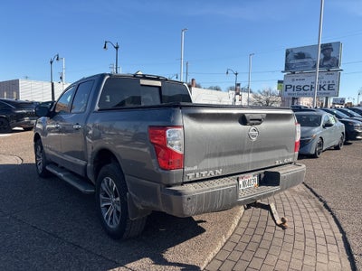 2019 Nissan TITAN SL