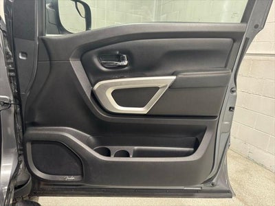 2019 Nissan TITAN SL