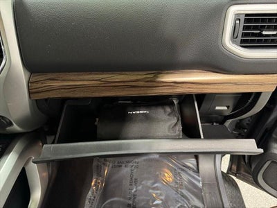 2019 Nissan TITAN SL