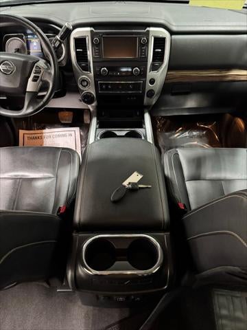 2019 Nissan TITAN SL