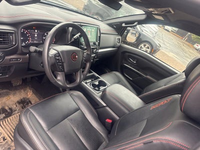 2023 Nissan TITAN Crew Cab PRO-4X 4x4