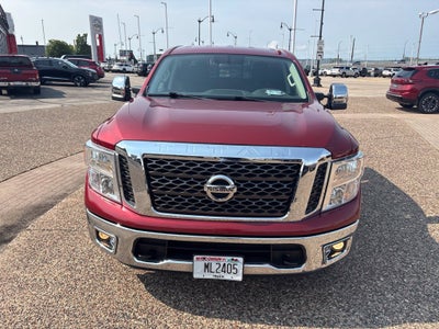 2017 Nissan TITAN SV