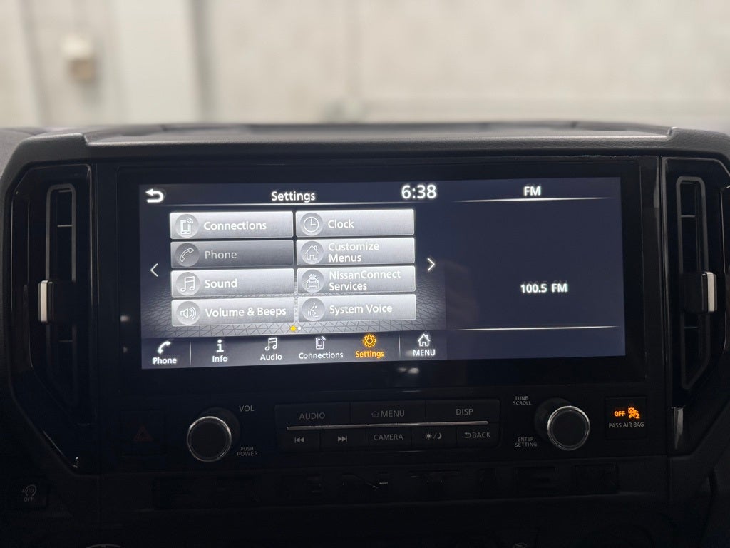 2026 Nissan Frontier SV