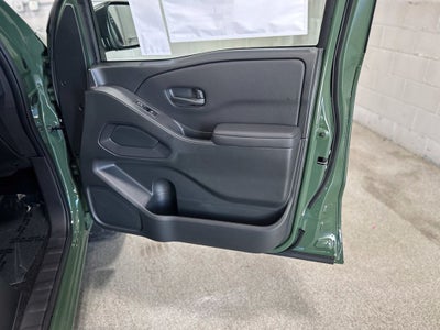 2027 Nissan Frontier SV