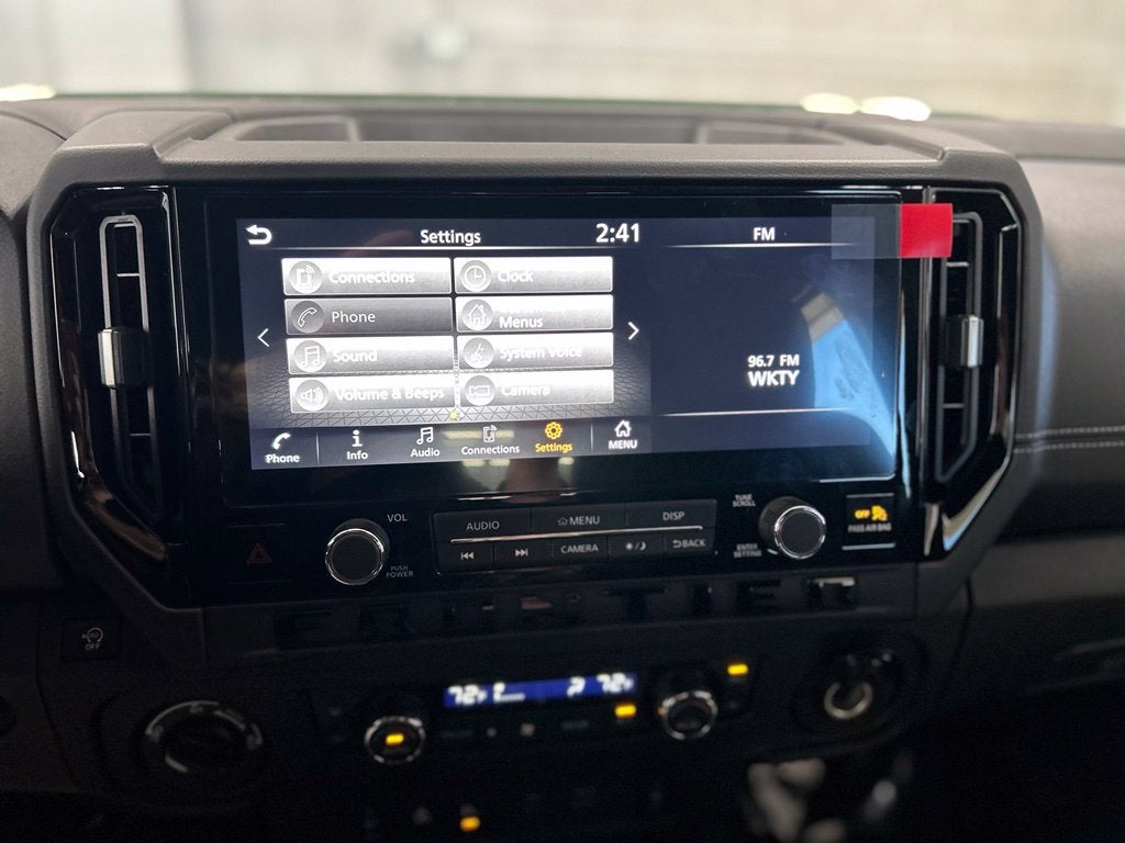2027 Nissan Frontier SV