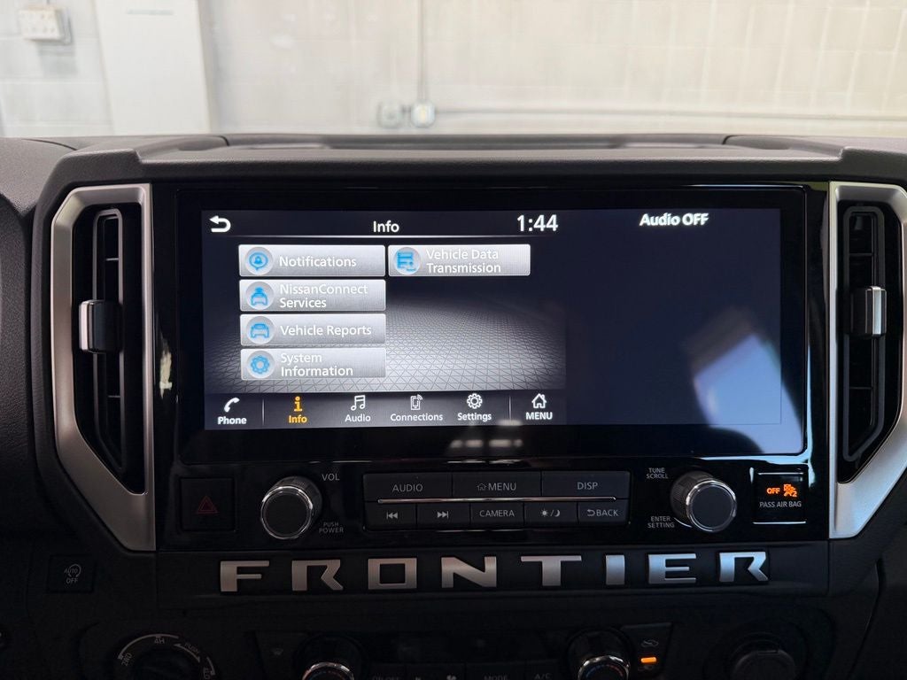 2026 Nissan Frontier SV