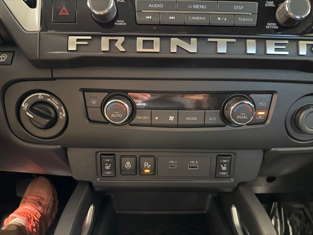 2026 Nissan Frontier SV