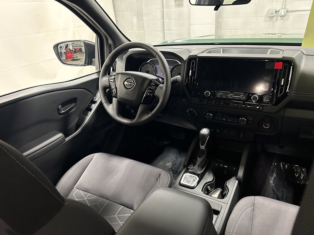 2027 Nissan Frontier SV