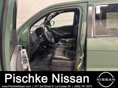 2022 Nissan Frontier Crew Cab PRO-4X 4x4