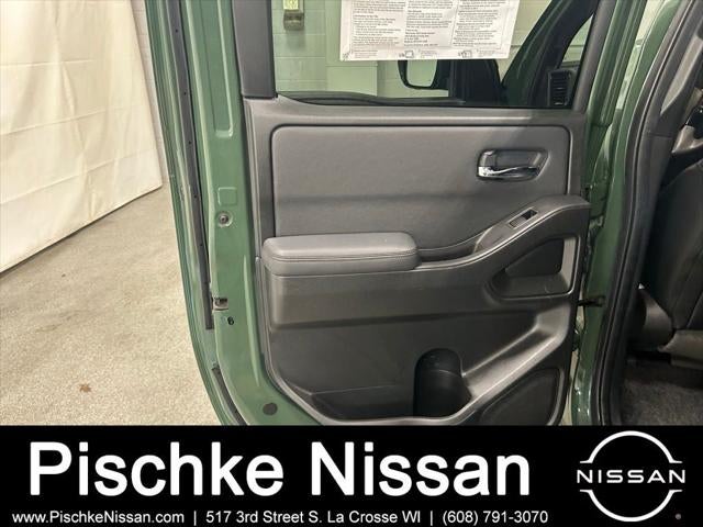 2022 Nissan Frontier Crew Cab PRO-4X 4x4