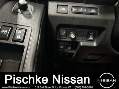2022 Nissan Frontier Crew Cab PRO-4X 4x4