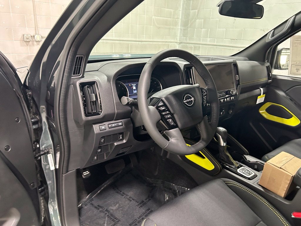 2027 Nissan Frontier SV