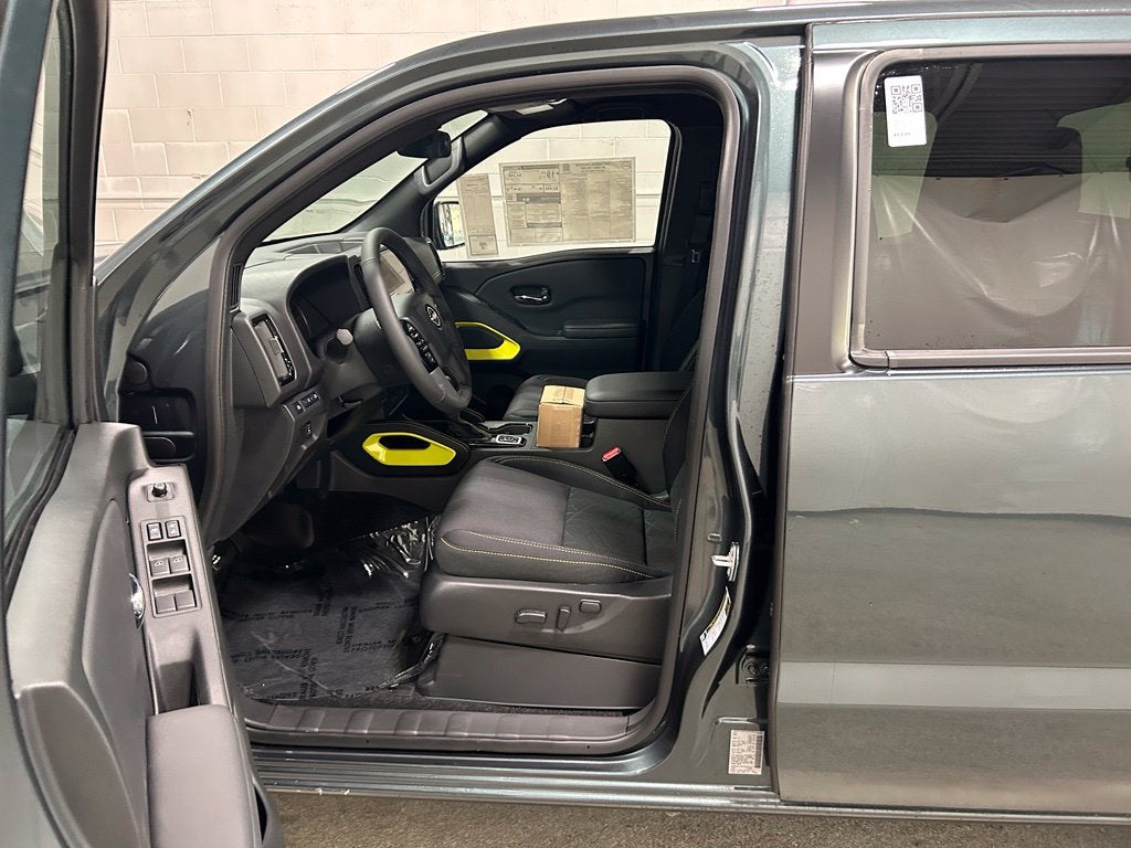 2027 Nissan Frontier SV