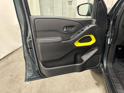 2027 Nissan Frontier SV