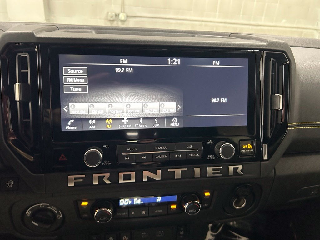 2027 Nissan Frontier SV