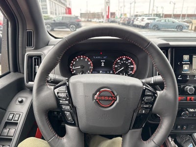 2025 Nissan Frontier Crew Cab PRO-4X 4x4